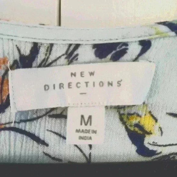 New Directions | women's| floral pastel high low dress | size Medium - Picture 2 of 6